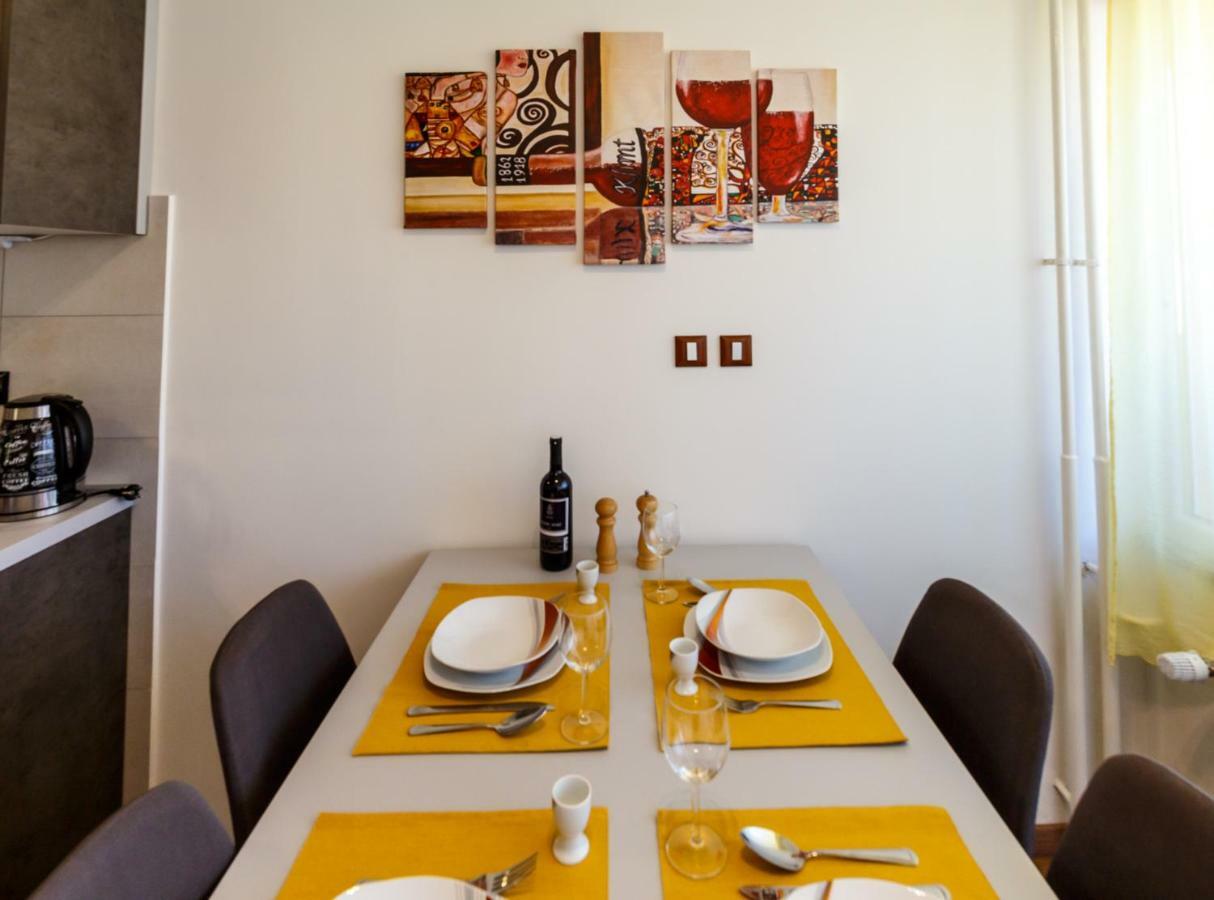 Apartment Arnold Rijeka Exterior photo